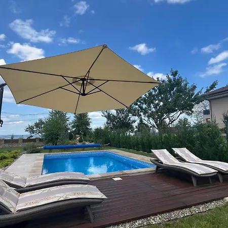 Casa Adrian * Kluż-Napoka